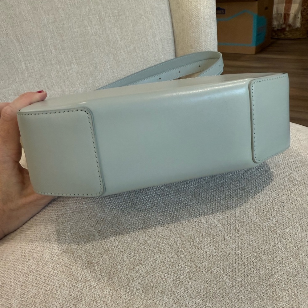 DeMellier The London in Smooth Sage - Picture 7 of 13